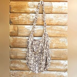 Martin & Osa Strumpets Large Satchel Sak Tan & Brown Snakeskin Print Super Soft